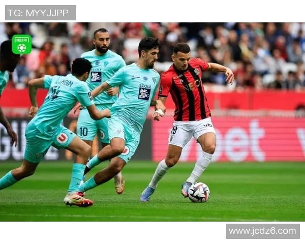 圣埃蒂安主场迎战摩那哥双方争夺法甲宝贵积分之战